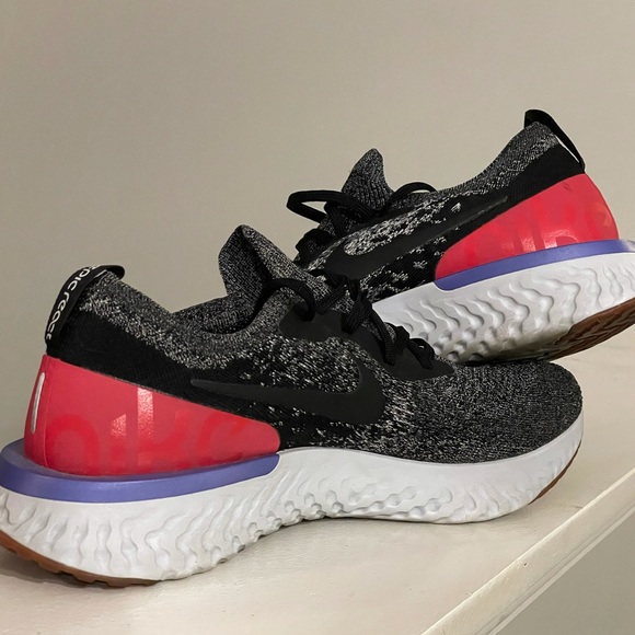 Nike React Flyknit - Picture 1 of 3